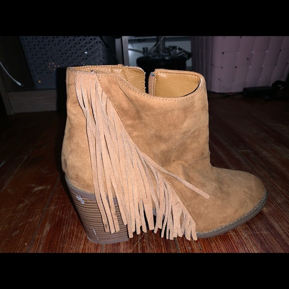 Tan fringe booties - Picture 3 of 5